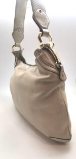 Gucci - White Calf Leather Guccissima Horsebit Creole Hobo Bag. - Image 6