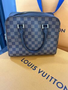 Louis Vuitton Triana with box