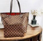 Louis Vuitton Neverfull MM with pouch