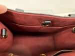 Louis Vuitton On-The-Go MM - Image 5